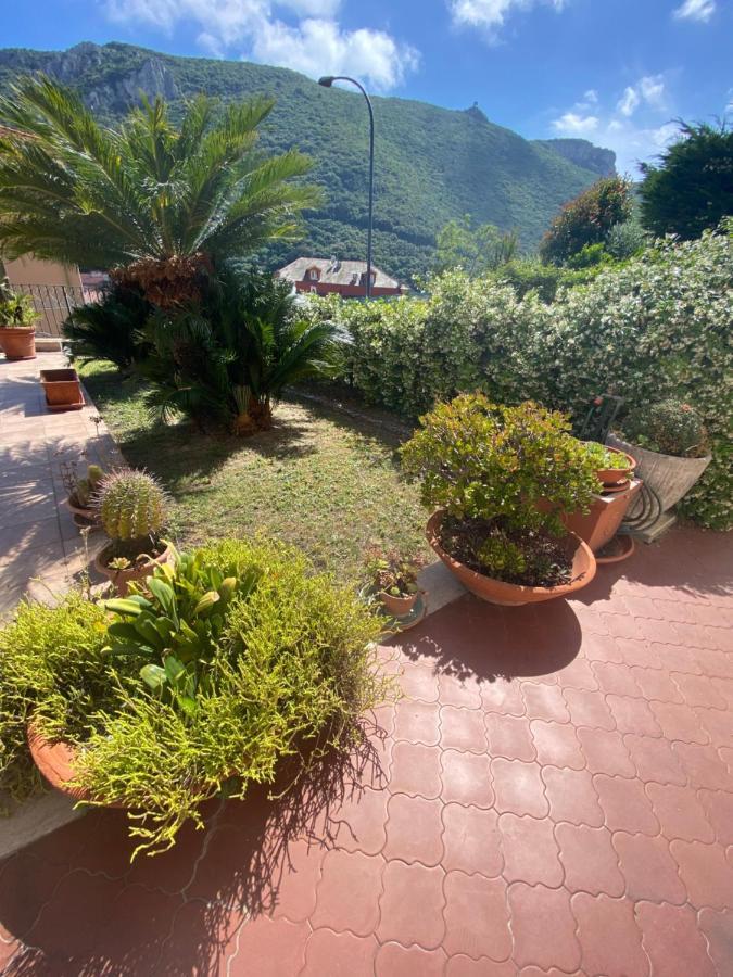 Vivi La Mia Liguria - Esclusivo Appartamento Con Terrazzo E Giardino Finale Ligure Exterior photo